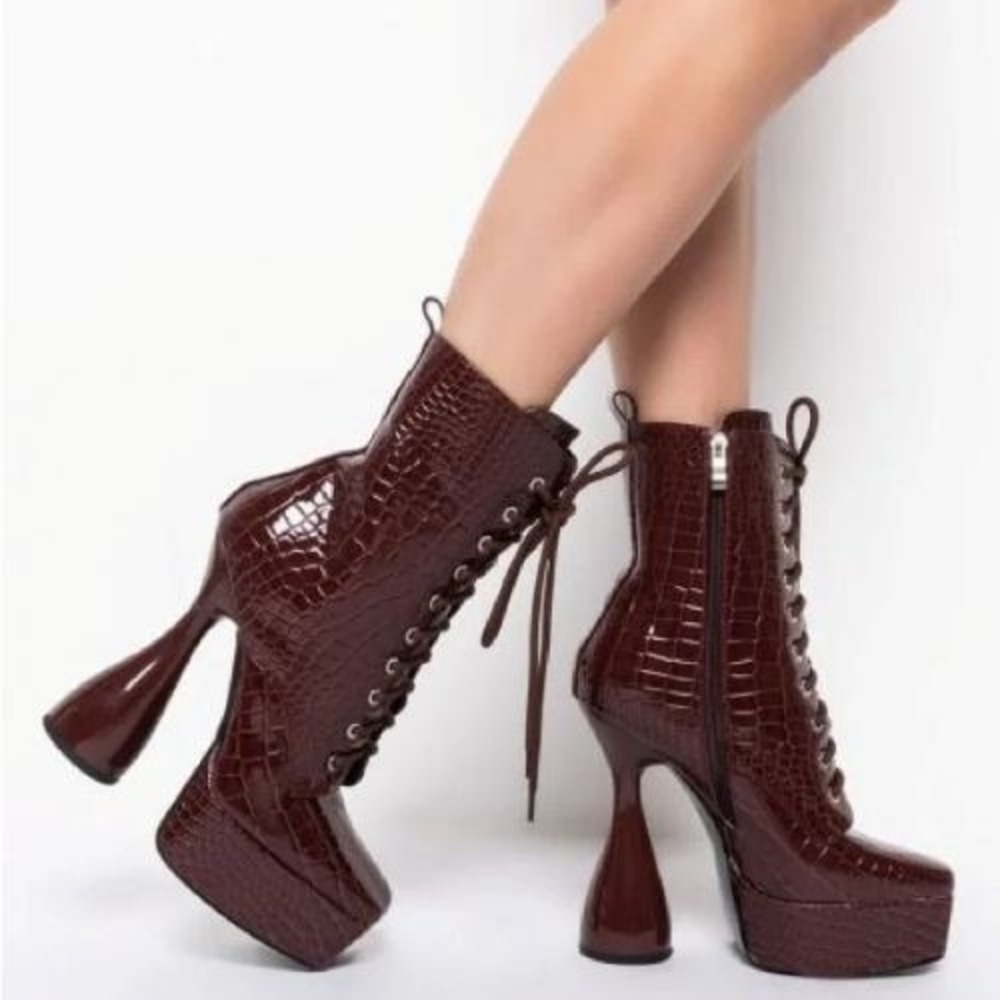 Azalea Wang Enzo Faux Leather Croc Dolls Kill Platform Heel Ankle Bootie sz 11